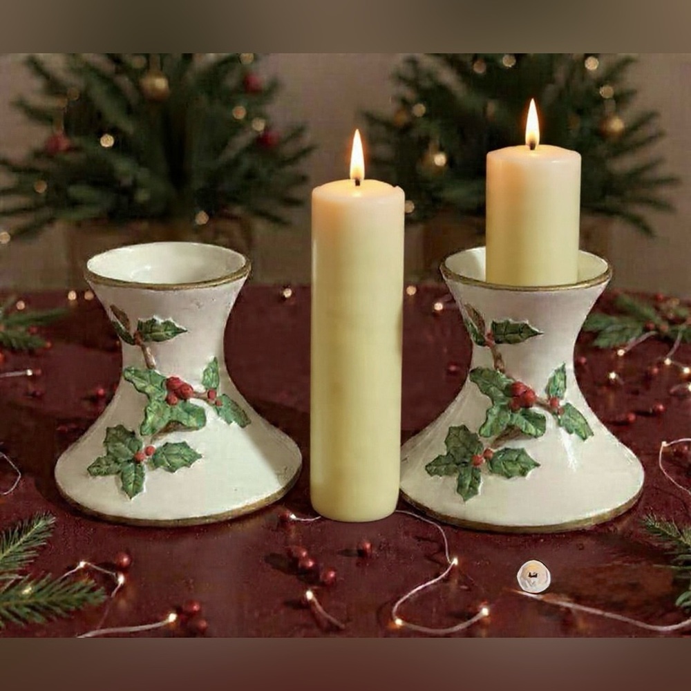 Vantage Lefton 05504 Hand Painted Holly Berry Candle Holder w/ Gold Trim 1986